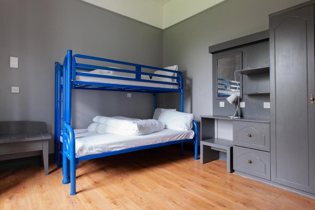 The Burren Hostel - Sleepzone Lisdoonvarna Esterno foto